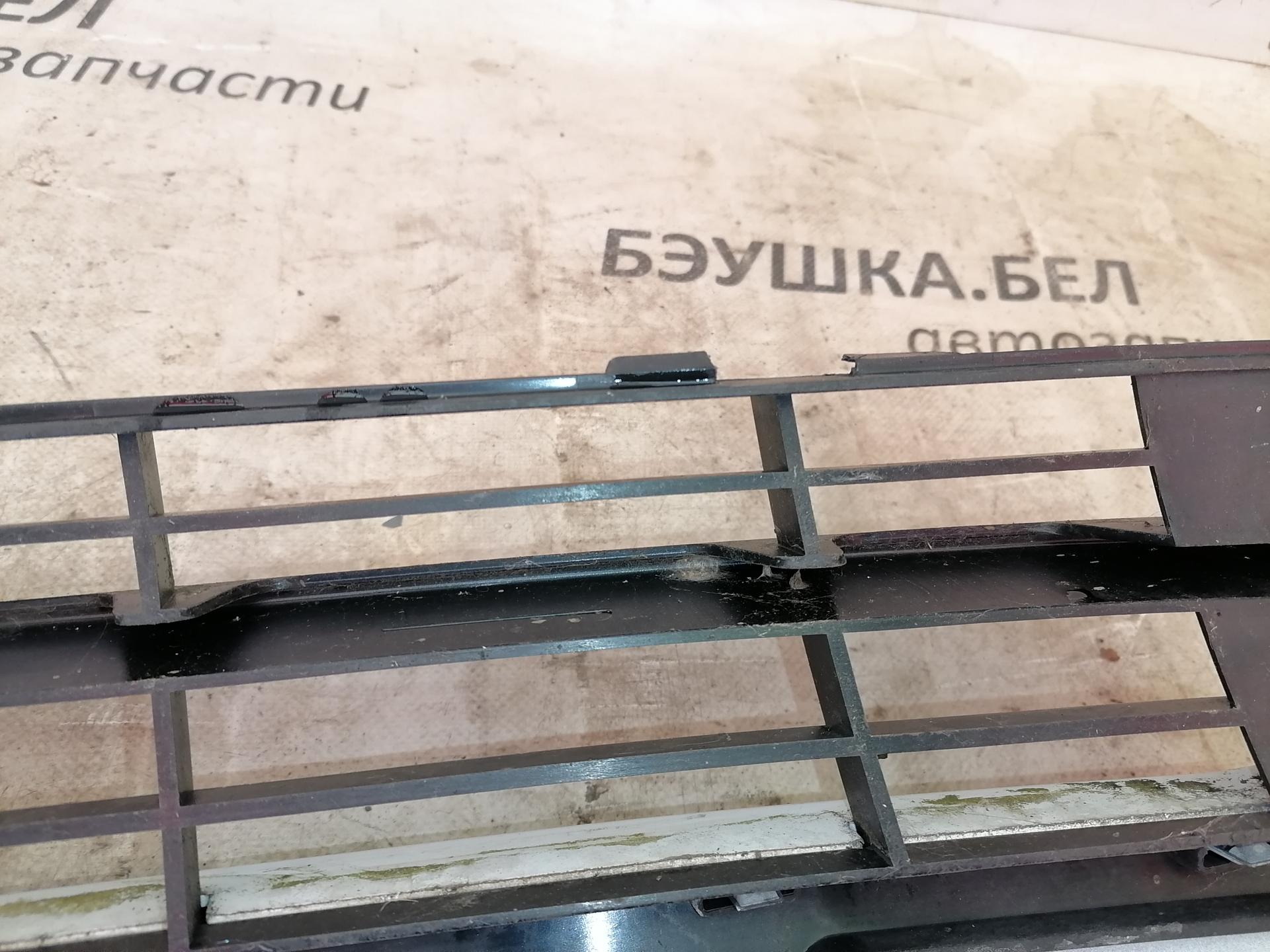 Решетка радиатора Peugeot Expert 1 купить в России