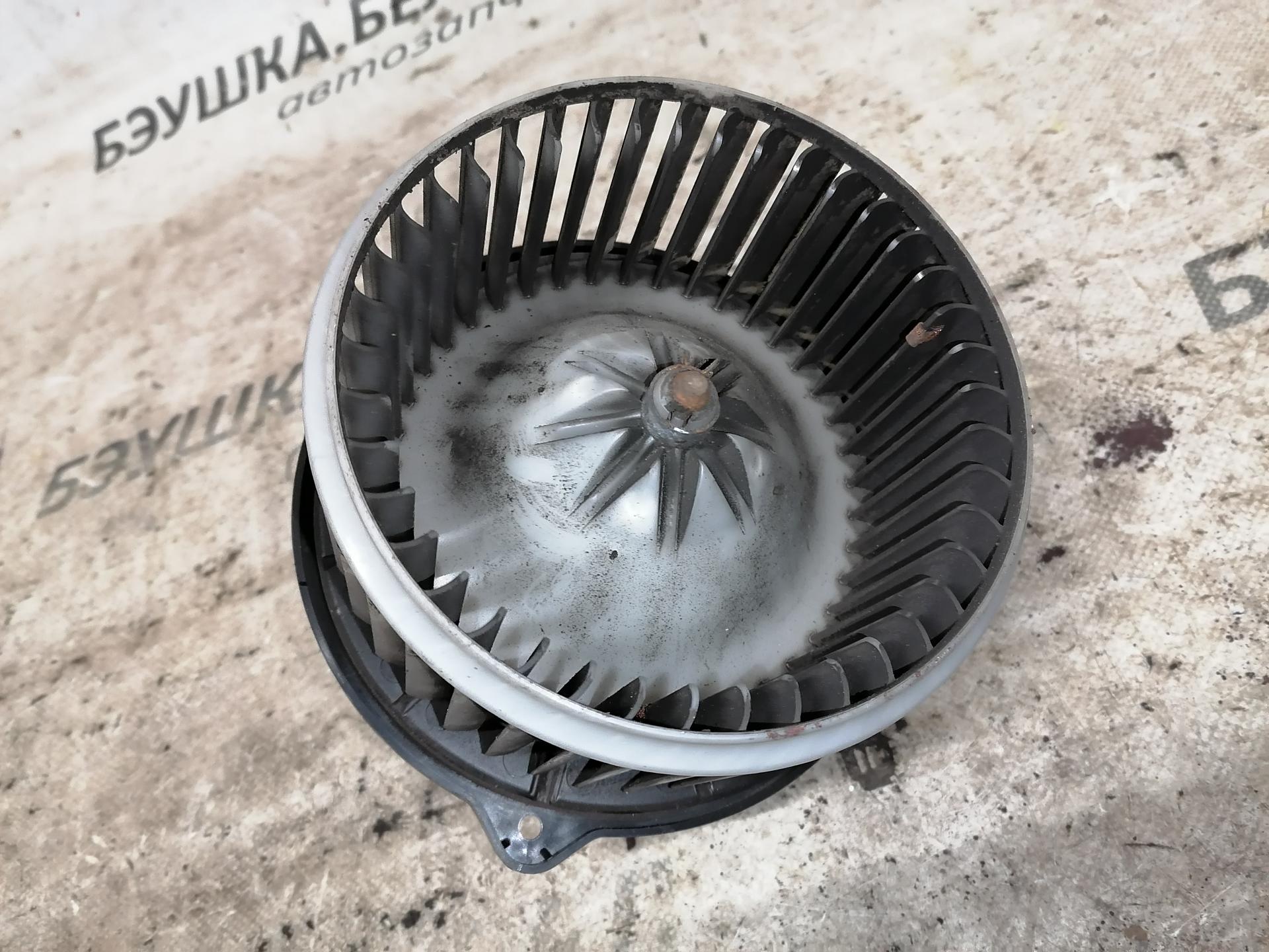 Моторчик печки (вентилятор отопителя) Kia Carnival (Sedona) 1 купить в России