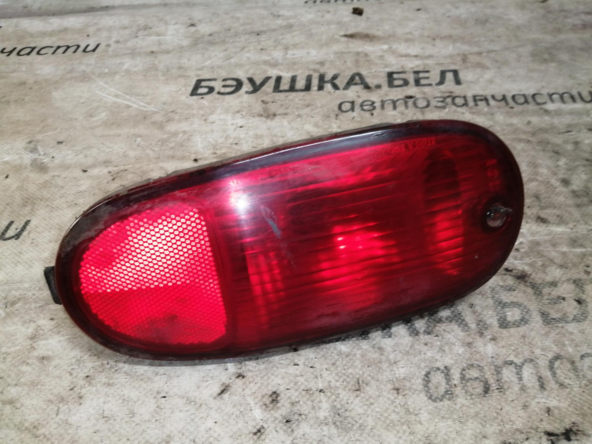 Фонарь противотуманный правый Hyundai Santa Fe 1 (SM) купить в России