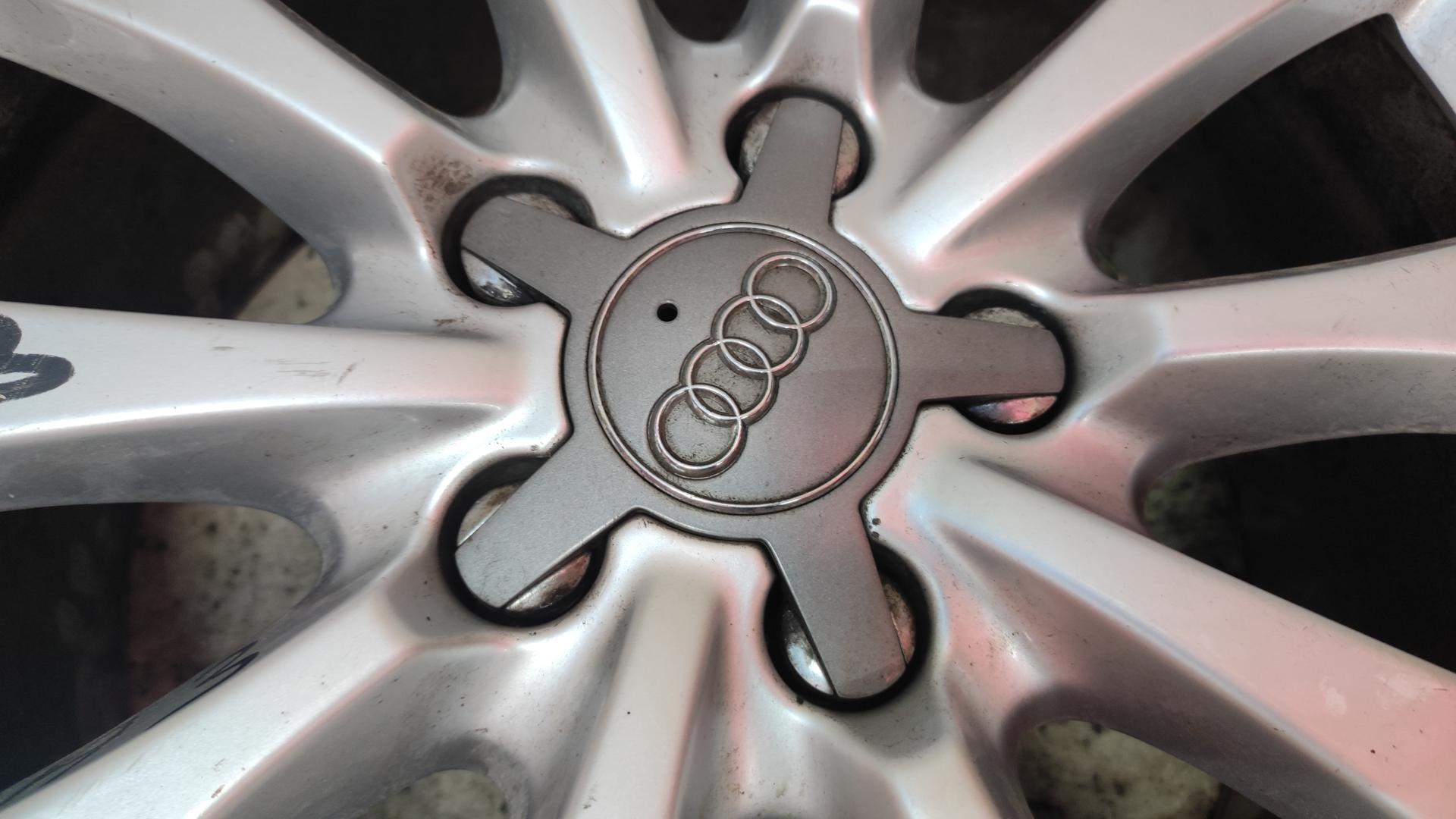 Диск колесный легкосплавный (литой) Audi A6 C5 купить в России