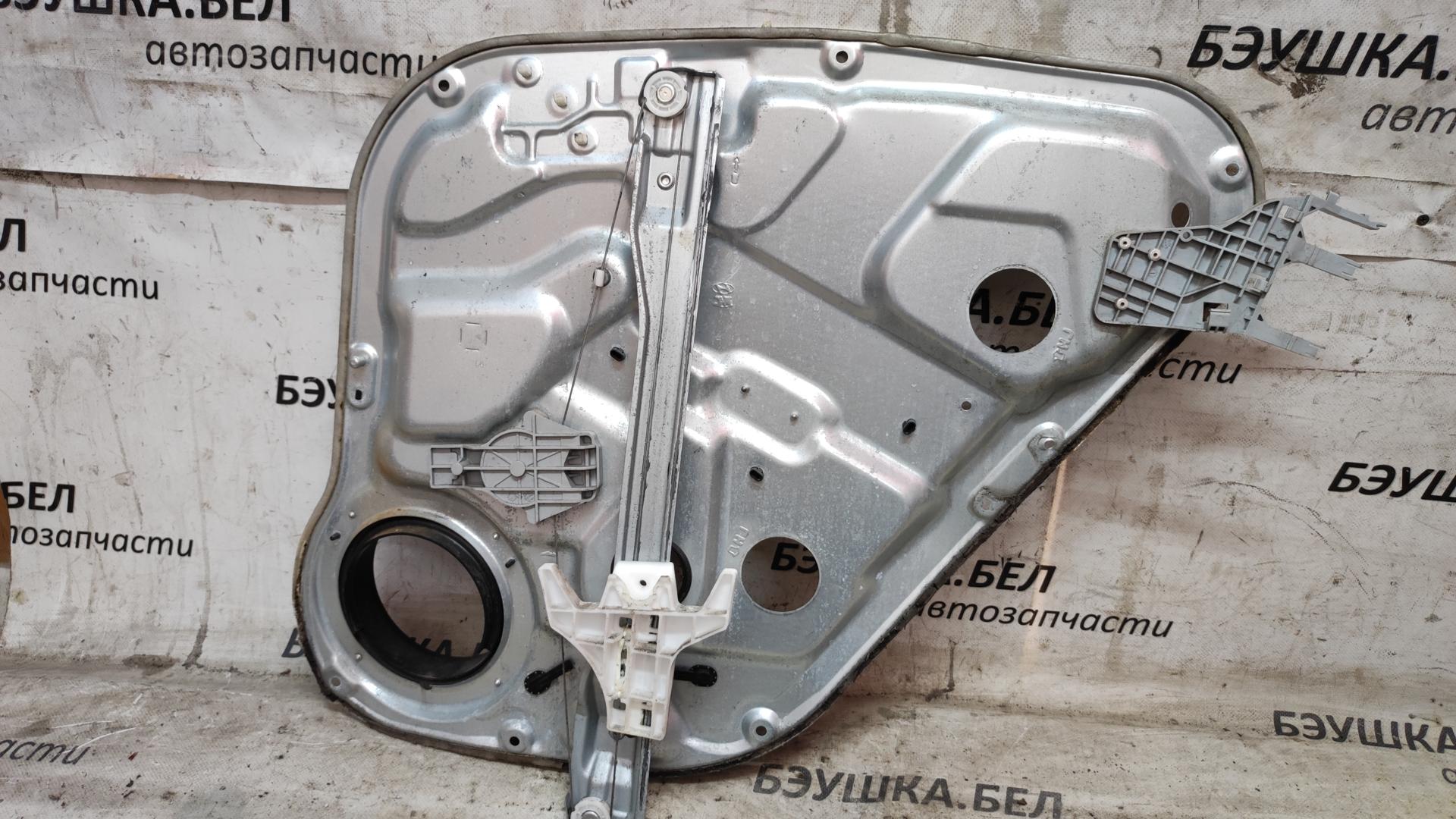 Стеклоподъемник крышки (двери) багажника Hyundai Santa Fe 1 (SM) купить в Беларуси