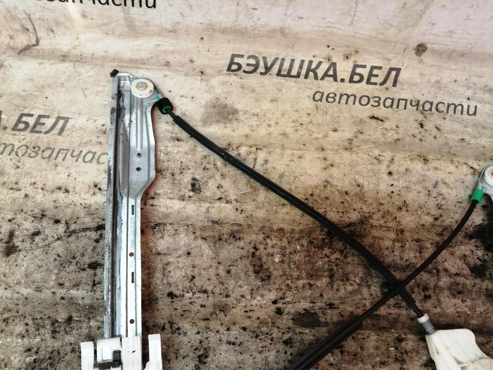Стеклоподъемник механический двери передней правой Citroen C5 1 купить в России