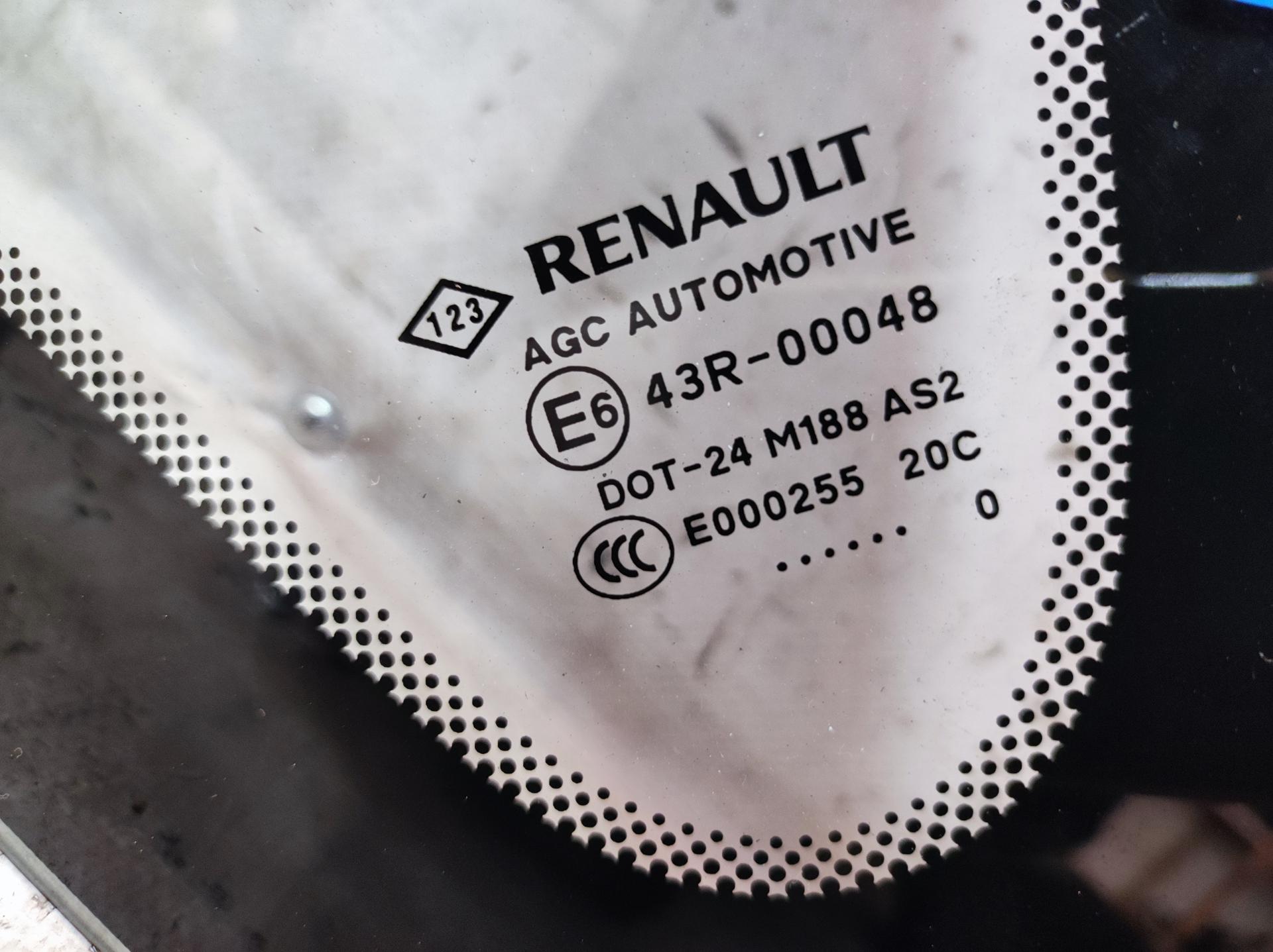 Стекло кузовное переднее правое Renault Scenic 1 купить в Беларуси
