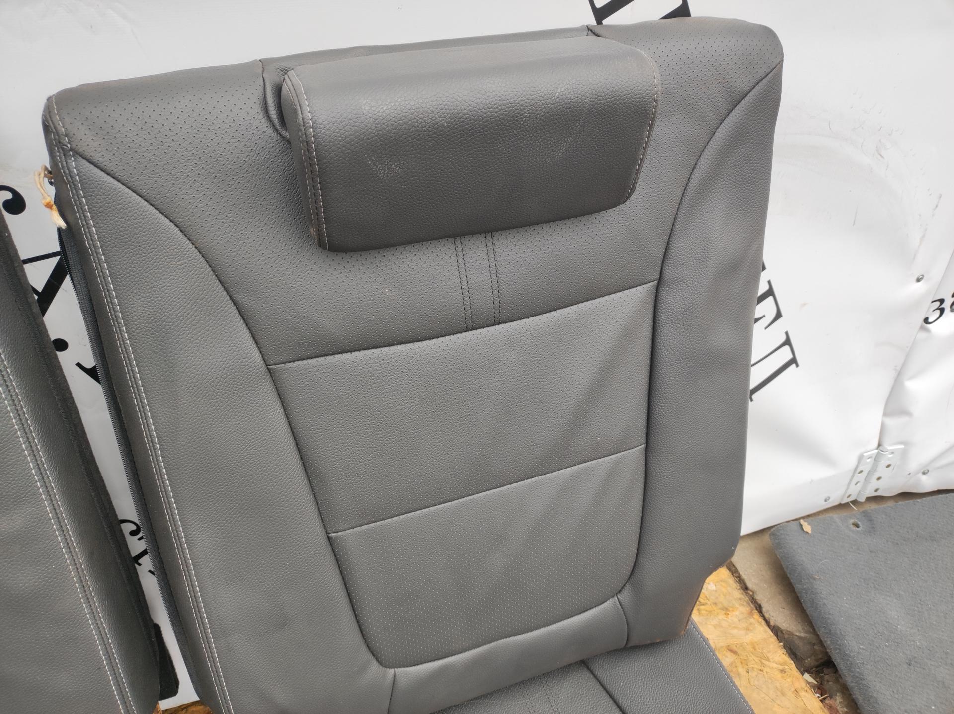 Салон (сидения) комплект Kia Sorento 1 купить в России
