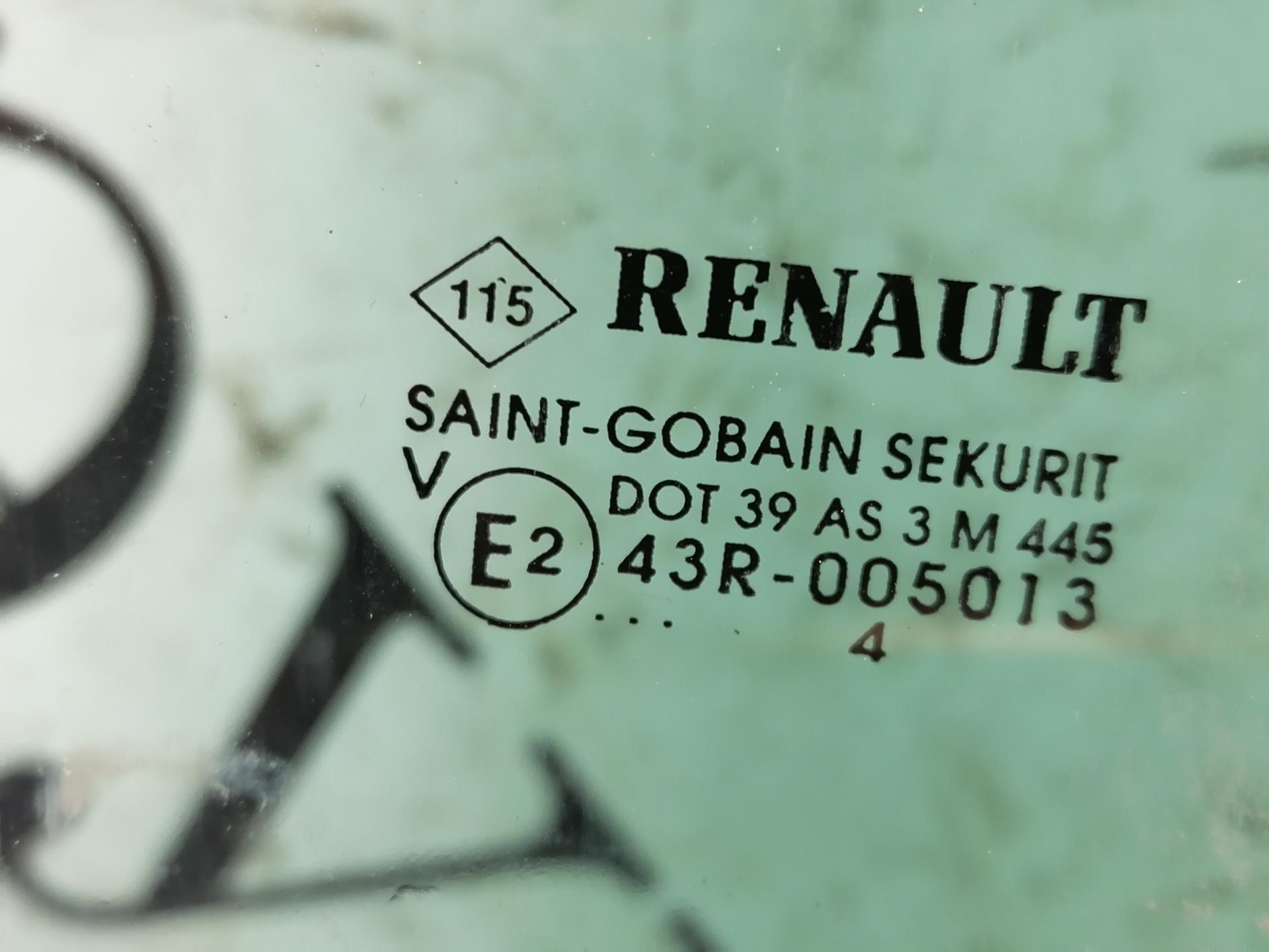 Стекло двери задней правой Renault Espace 3 купить в Беларуси