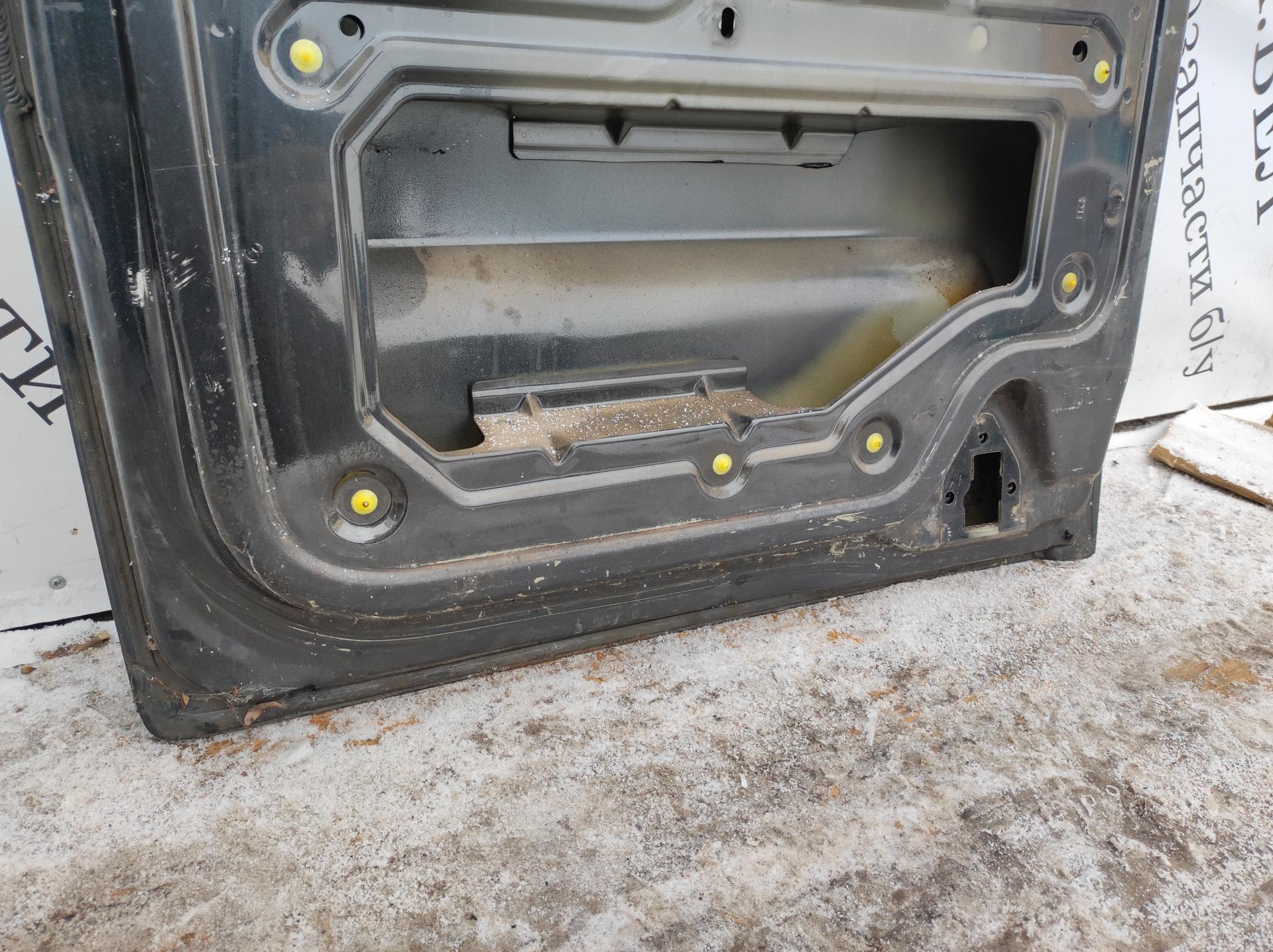 Дверь распашная задняя правая Renault Trafic 2 купить в России