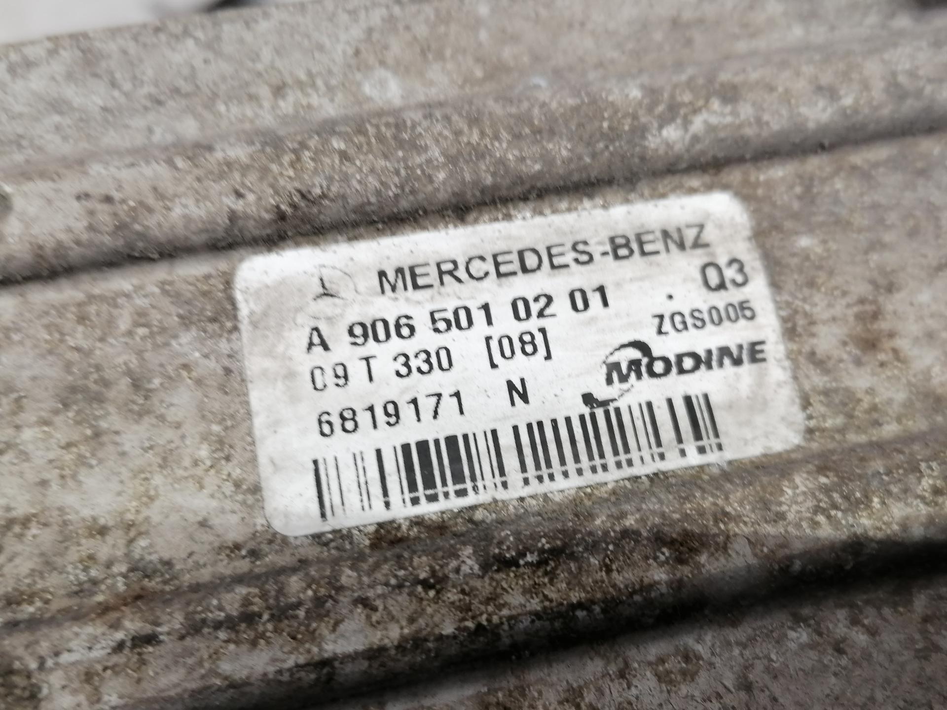 Интеркулер (радиатор интеркулера) Mercedes Sprinter 2 (W906) купить в России