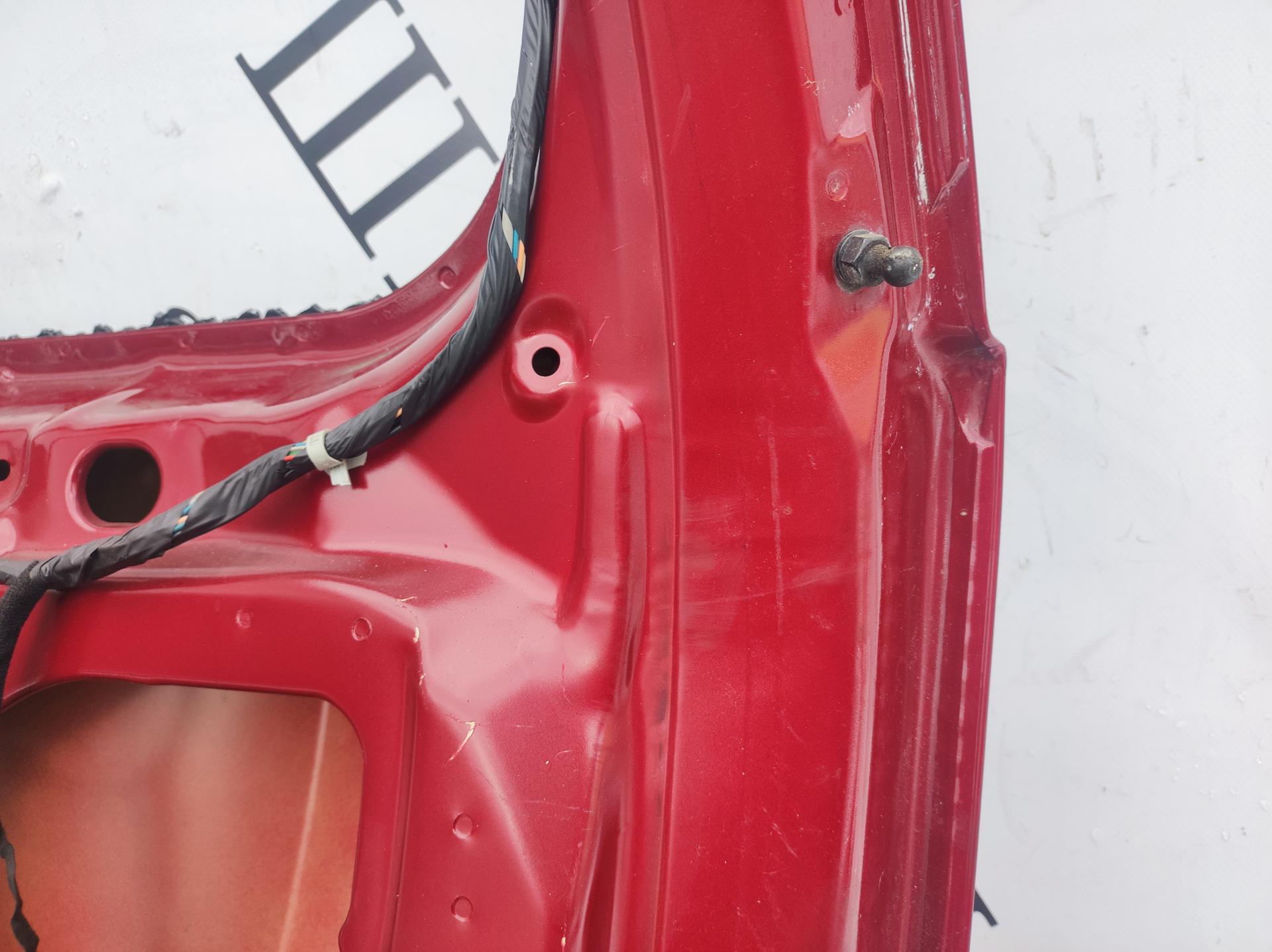 Крышка (дверь) багажника Kia Carnival (Sedona) 1 купить в Беларуси