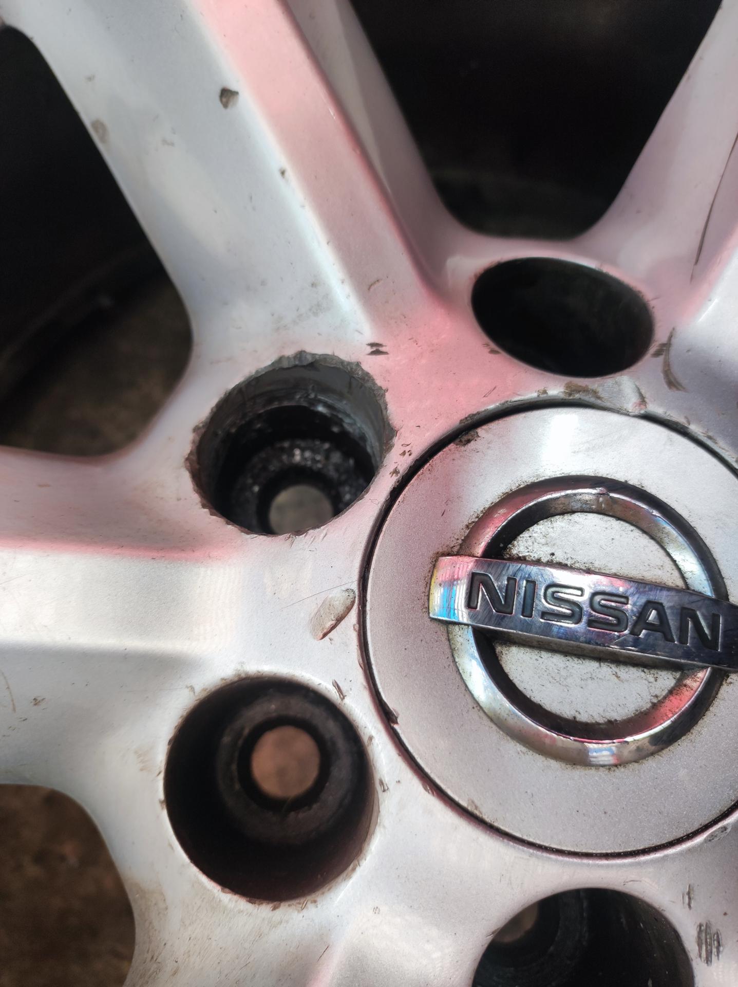 Диск колесный легкосплавный (литой) Nissan Navara (D22) купить в России