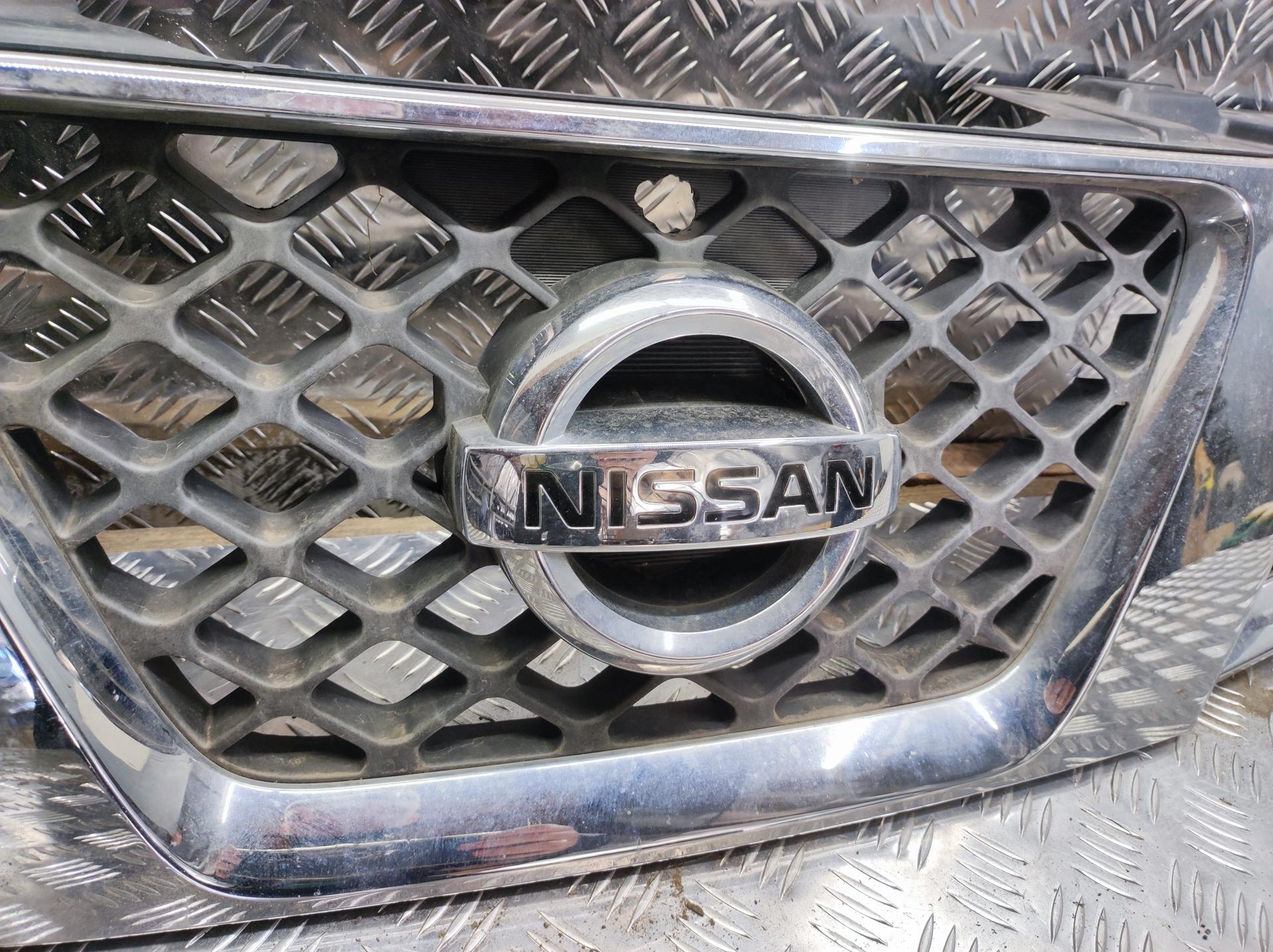 Решетка радиатора Nissan Pathfinder (R50) купить в России