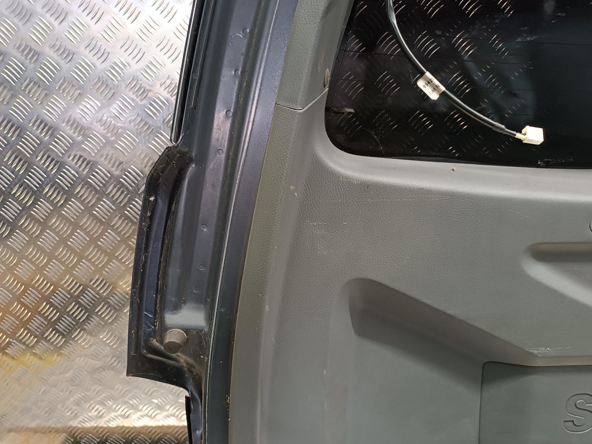 Крышка (дверь) багажника SsangYong Rodius 1 купить в России