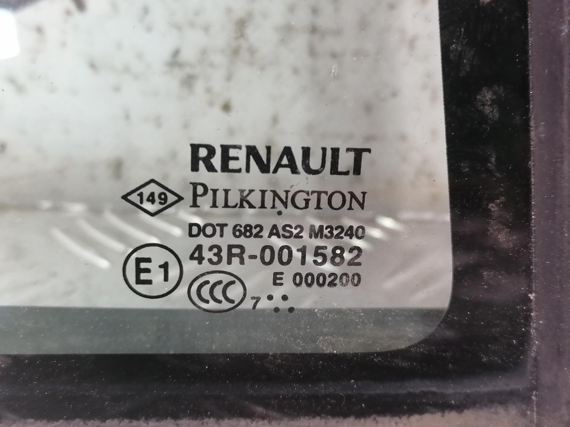 Стекло двери задней правой Renault Laguna 2 купить в России