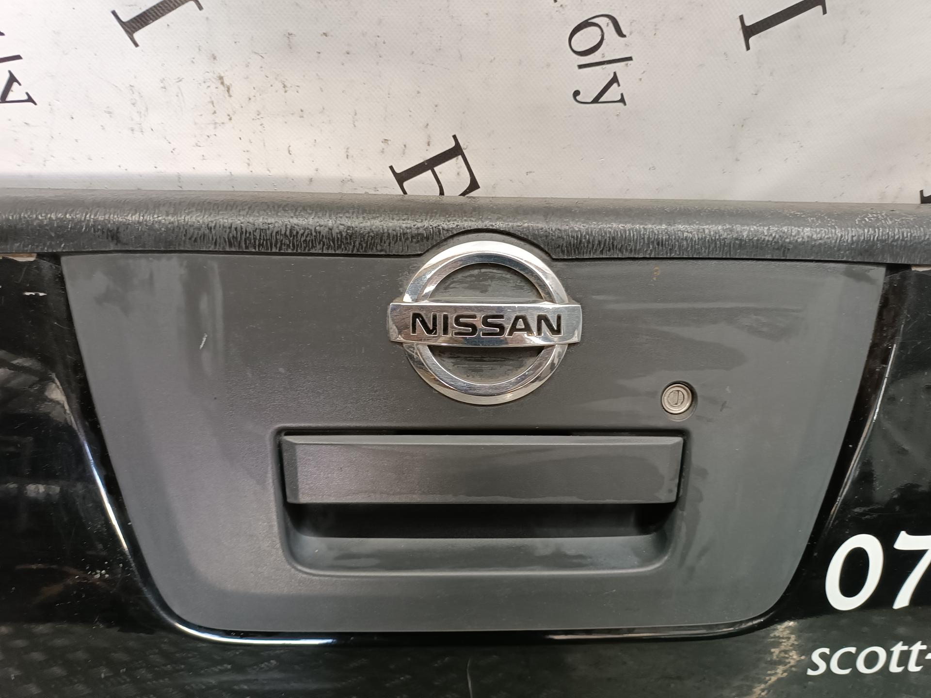 Крышка багажника (борт откидной) Nissan Navara (D22) купить в России