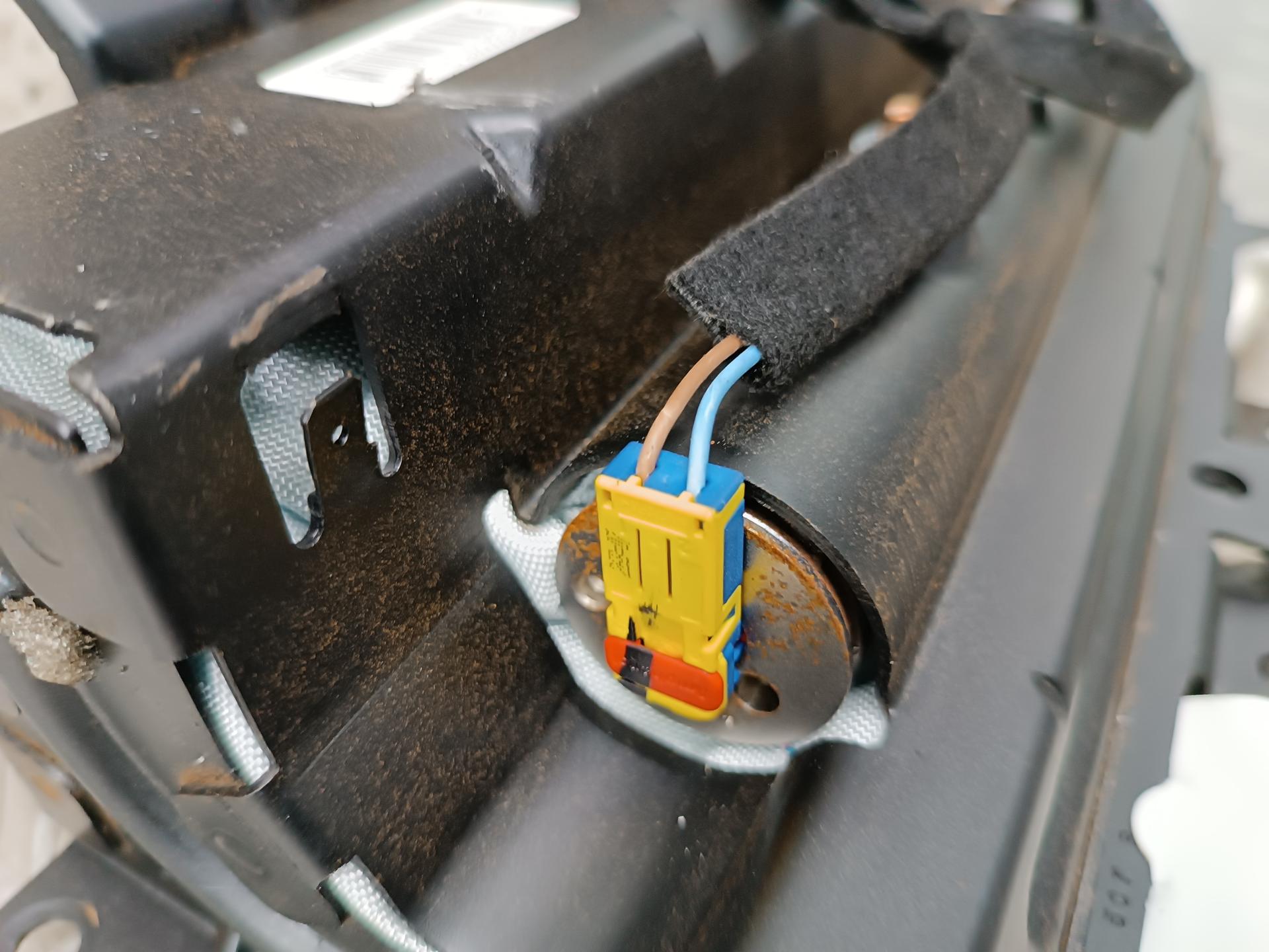 Подушка безопасности пассажирская (в торпедо) Renault Laguna 2 купить в Беларуси