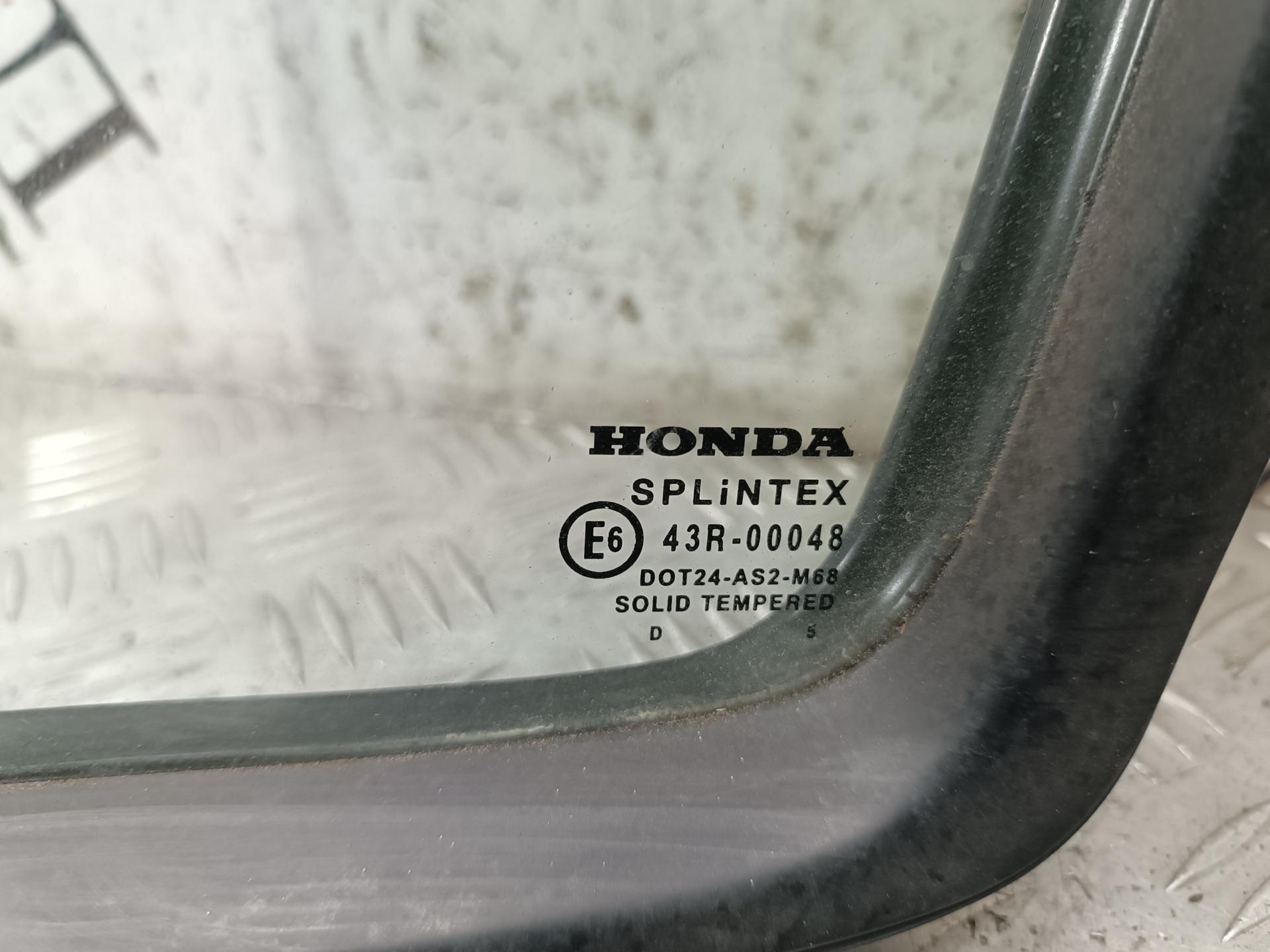 Стекло двери задней левой Honda CRV 1 купить в Беларуси