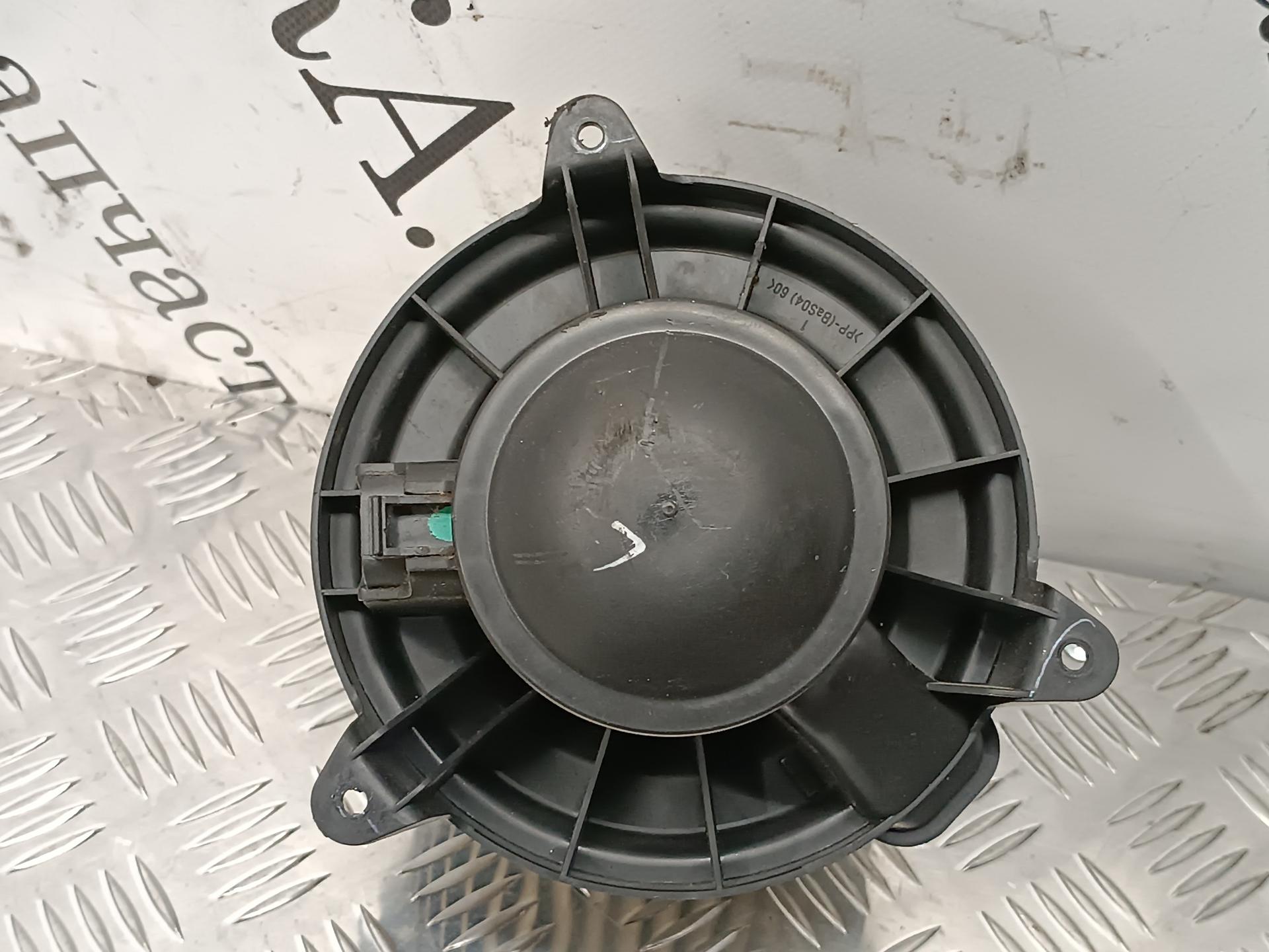 Моторчик печки (вентилятор отопителя) Nissan Pathfinder (R50) купить в России