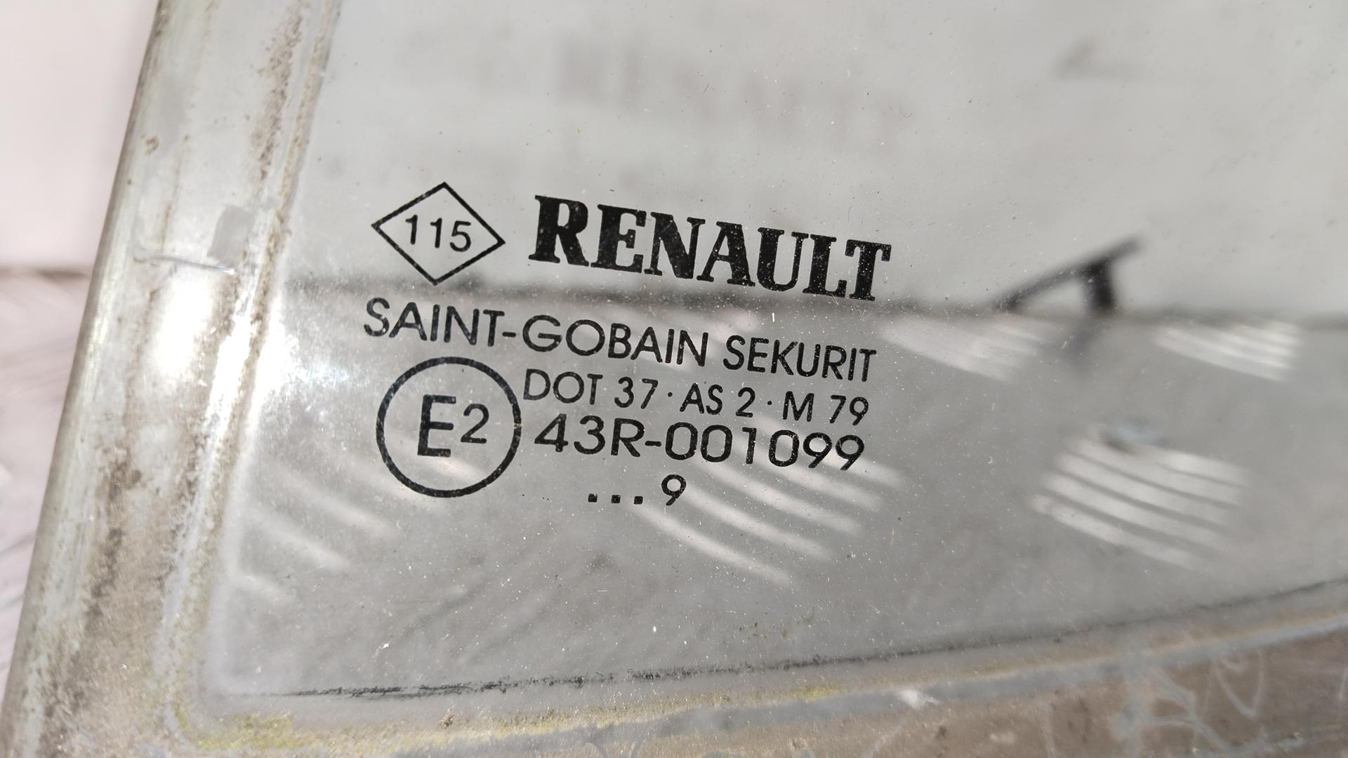 Стекло двери задней левой Renault Clio 3 купить в России