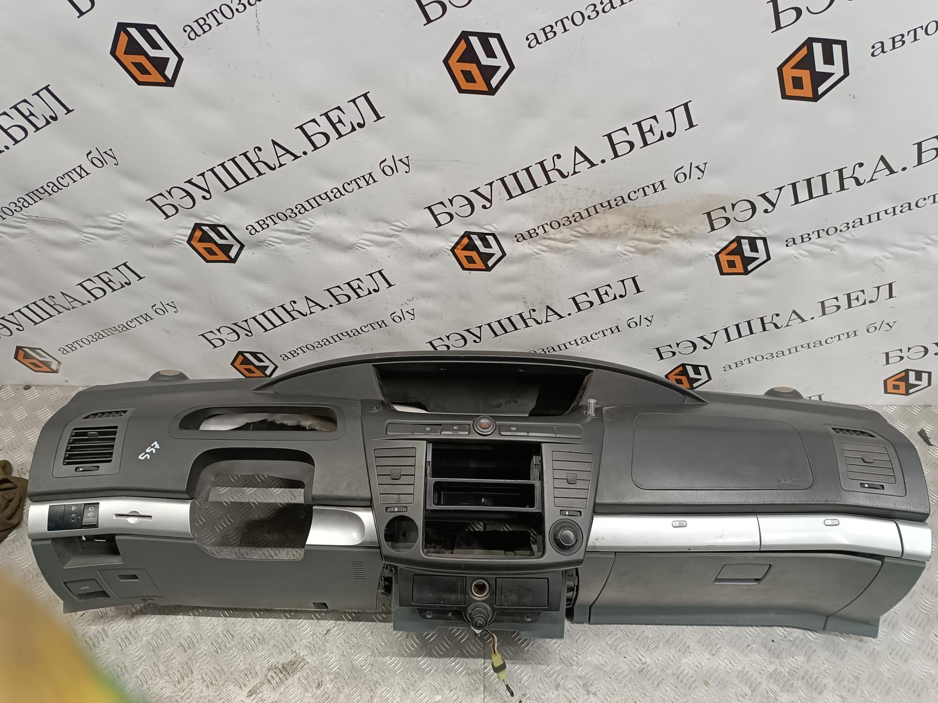 Торпедо (панель передняя) SsangYong Rodius 1 купить в Беларуси