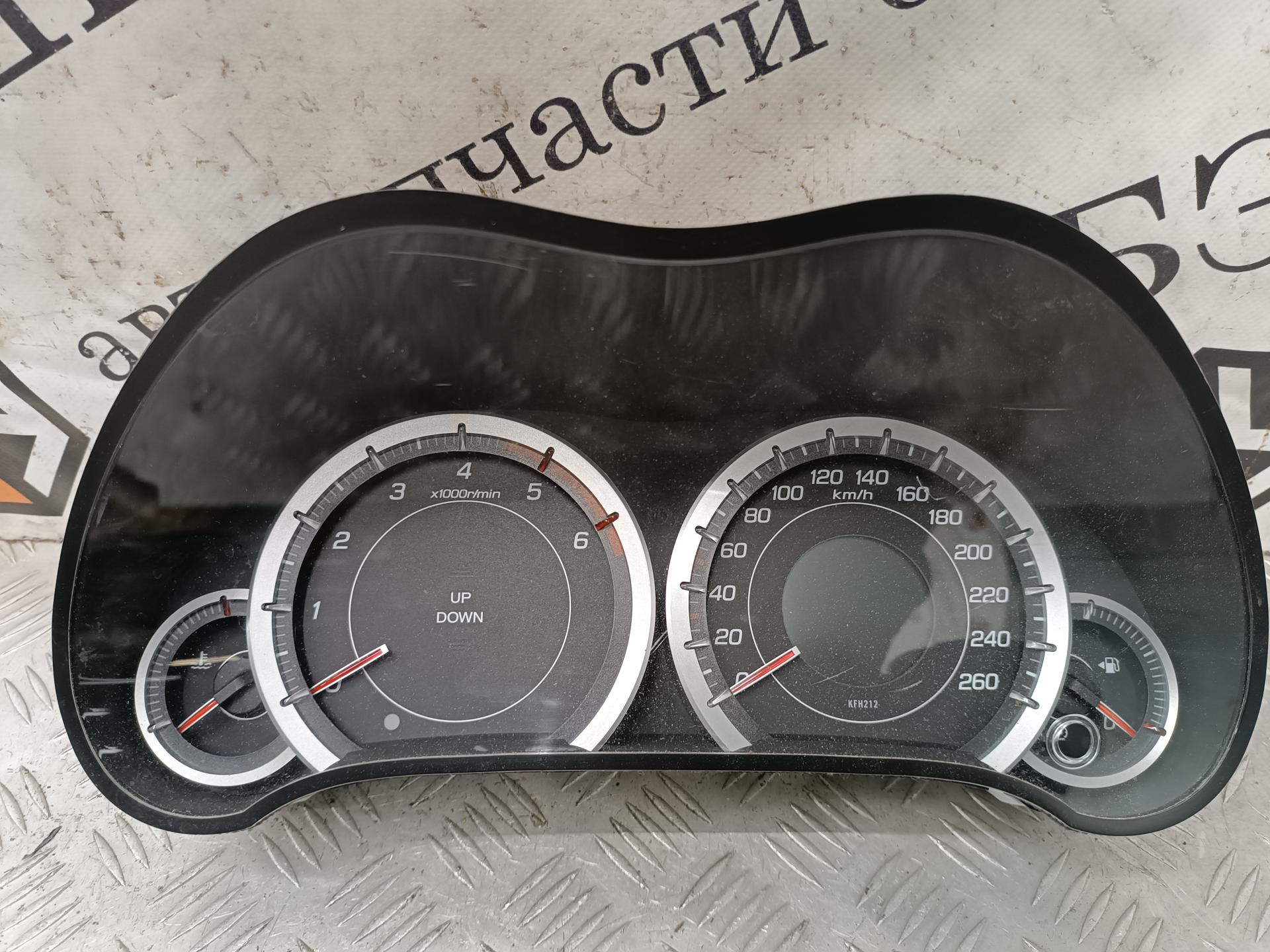 Панель приборная (щиток приборов) Honda Accord 5 купить в России