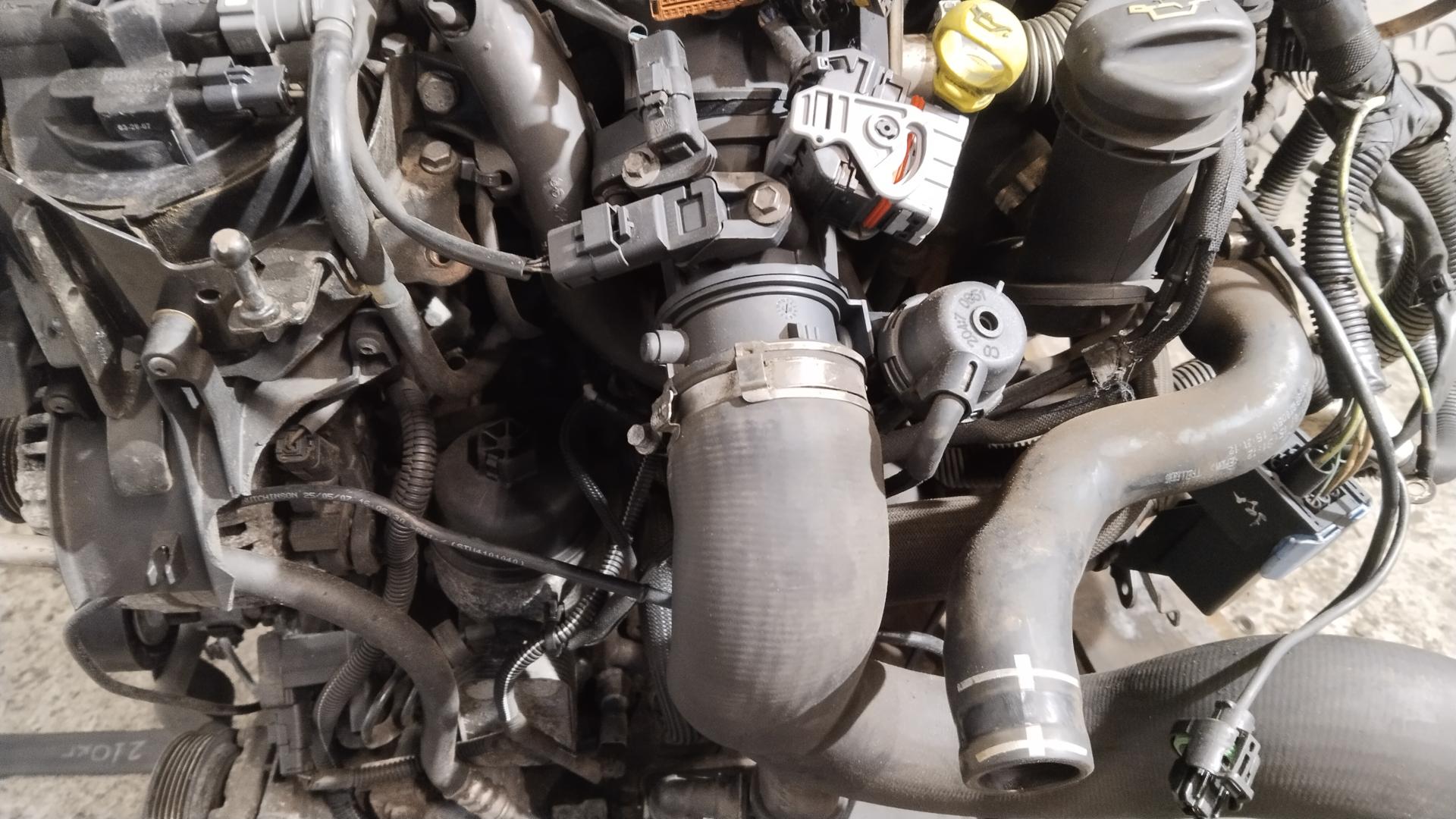 Двигатель (ДВС) Peugeot 807 купить в России