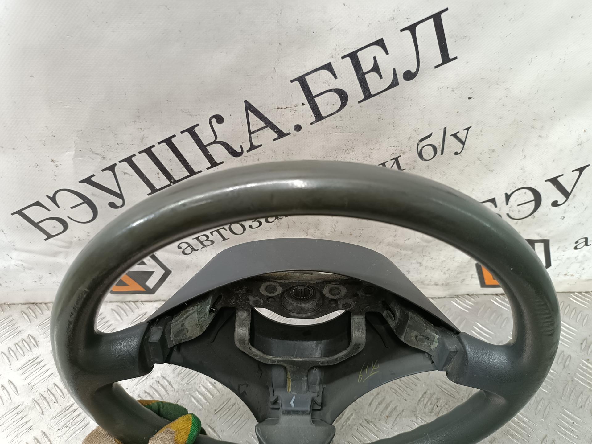 Руль Toyota Yaris Verso купить в Беларуси