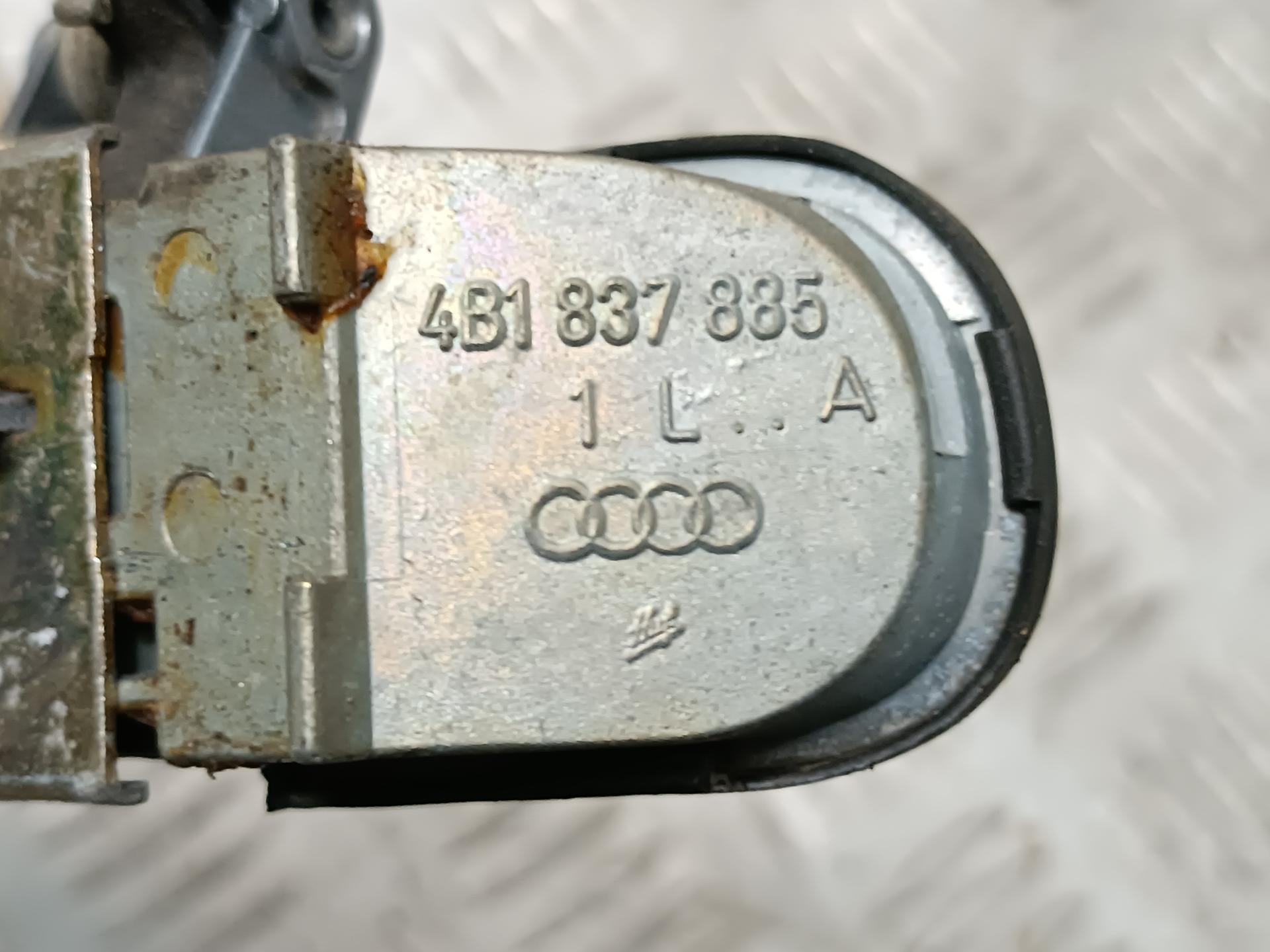 Ручка двери наружная передняя левая Audi A6 C5 купить в России