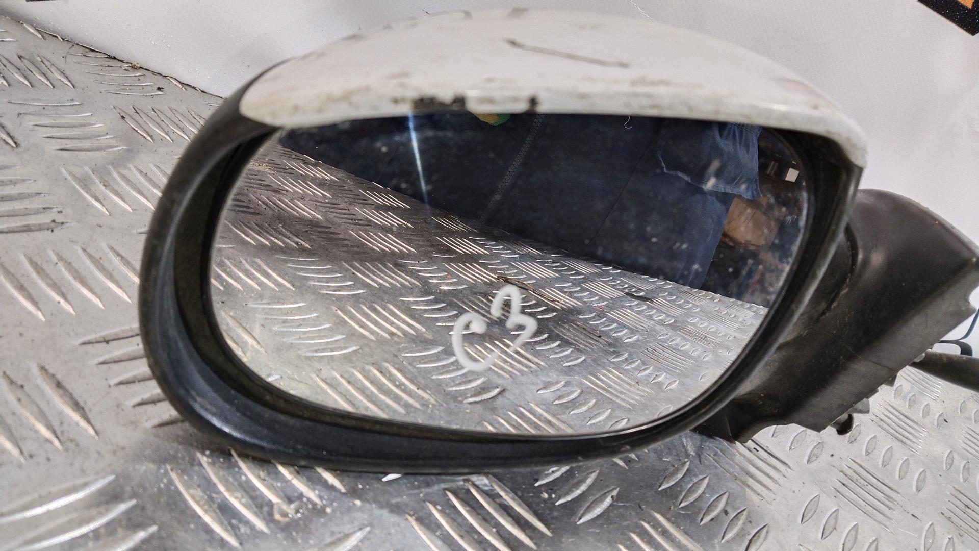 Зеркало боковое левое Citroen C3 1 купить в России