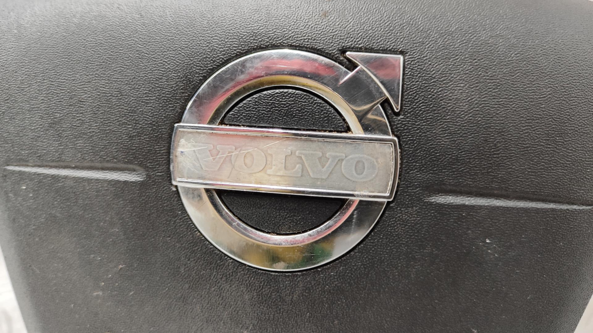 Подушка безопасности в рулевое колесо Volvo V60 1 купить в России