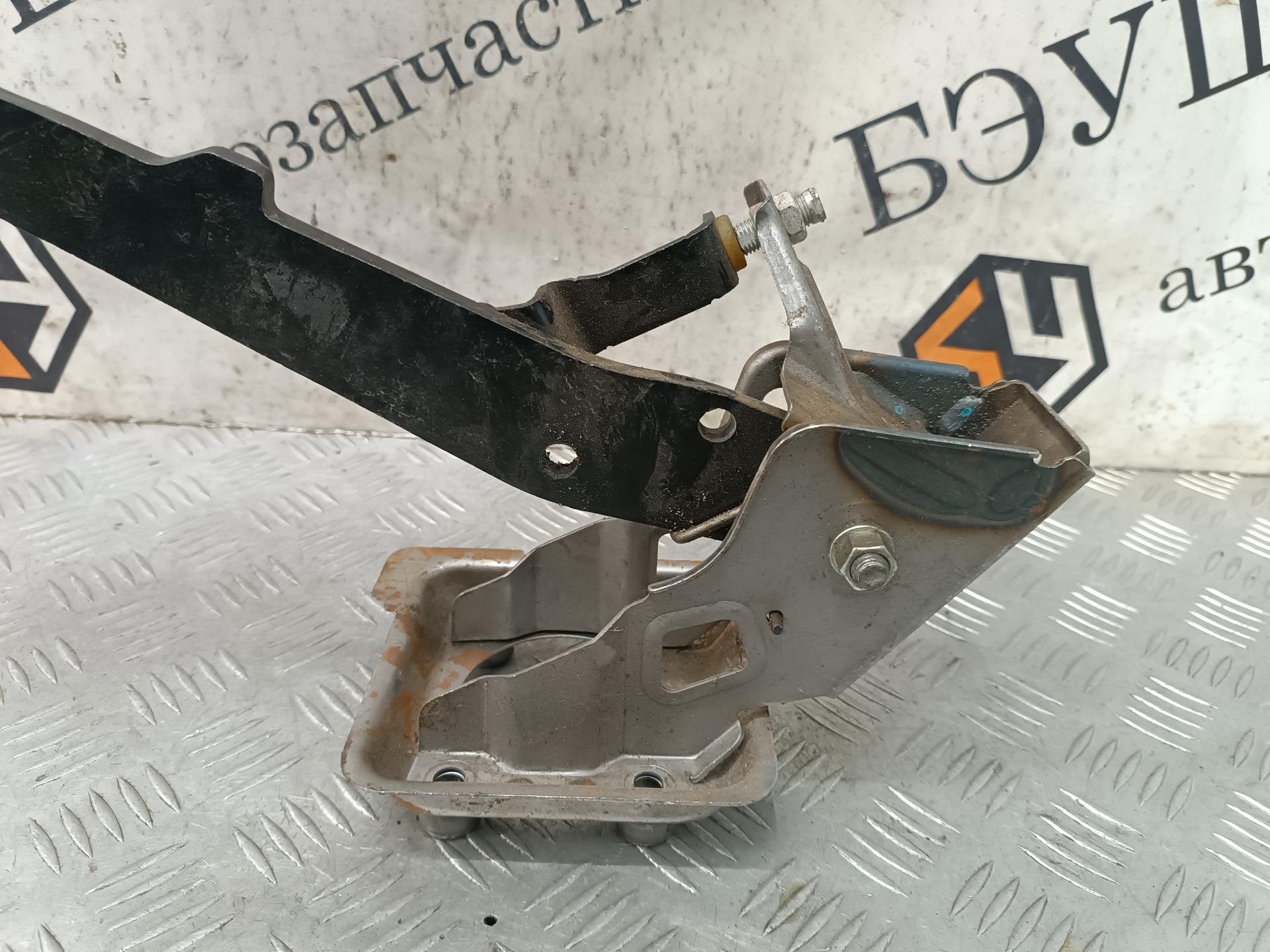 Педаль тормоза Kia Sportage 1 (JA) купить в Беларуси