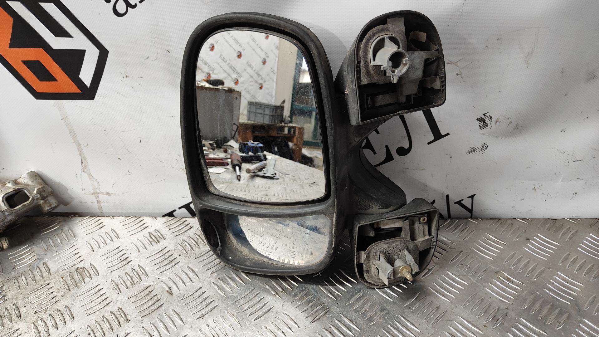 Зеркало боковое левое Renault Trafic 2 купить в России