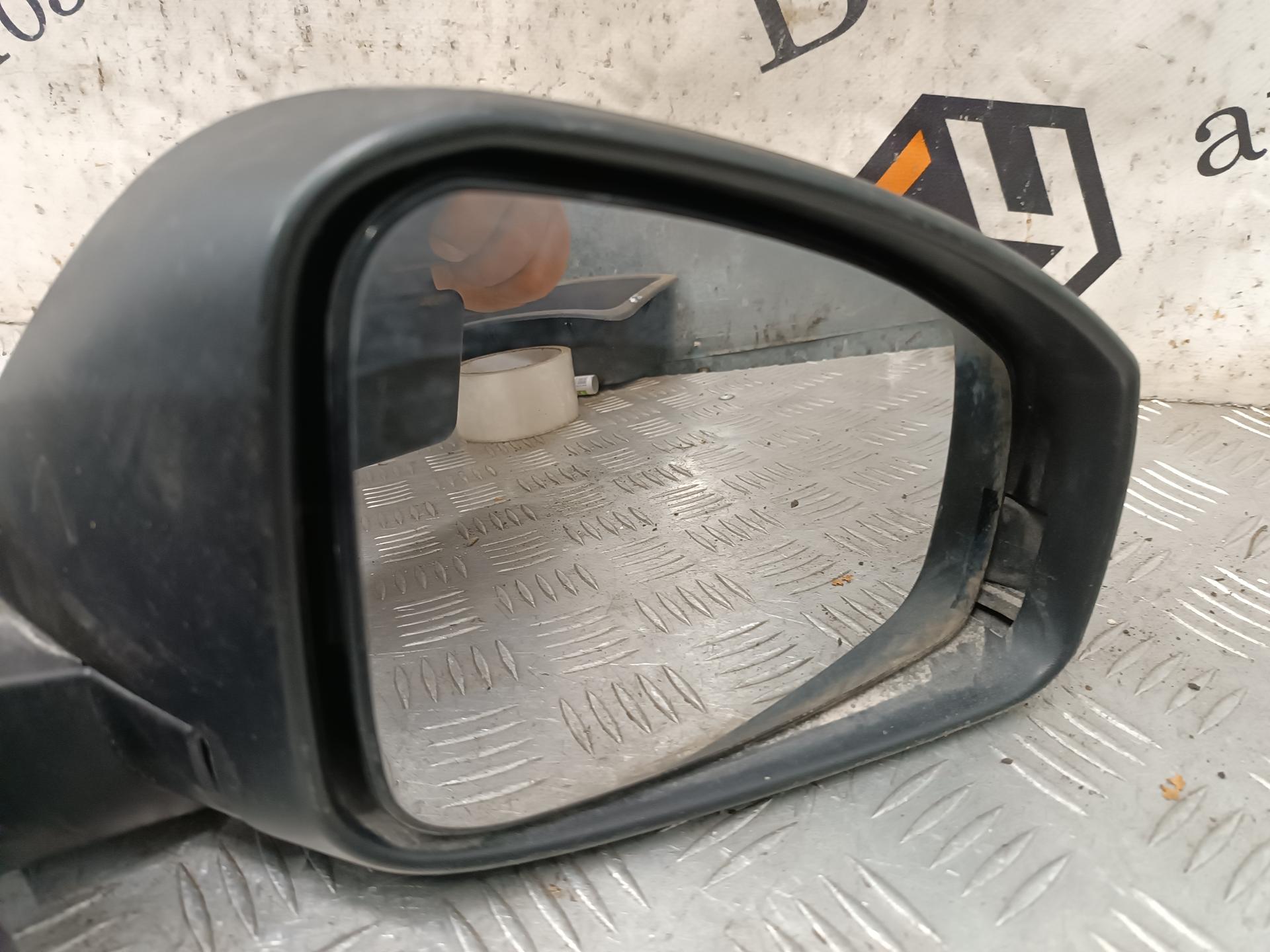 Зеркало боковое правое Renault Megane 2 купить в России