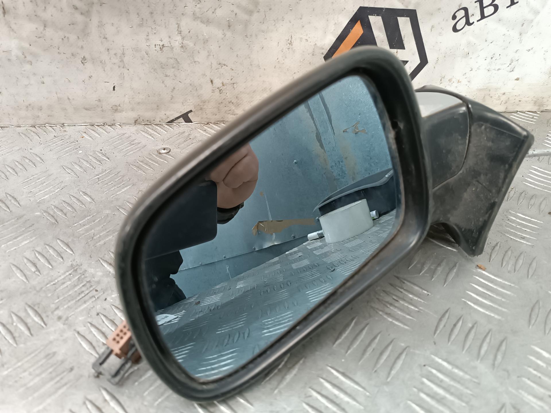 Зеркало боковое левое Peugeot 407 купить в России