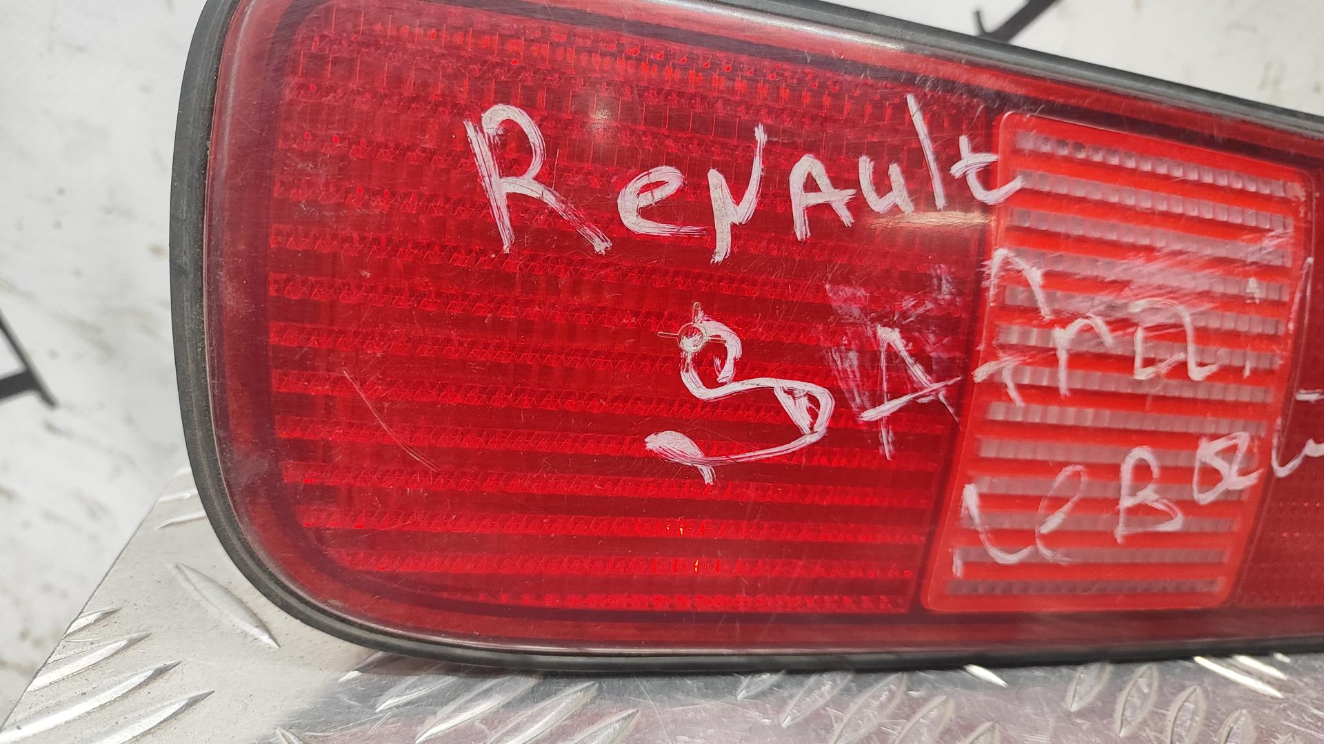 Фонарь крышки багажника правый Renault Safrane купить в Беларуси