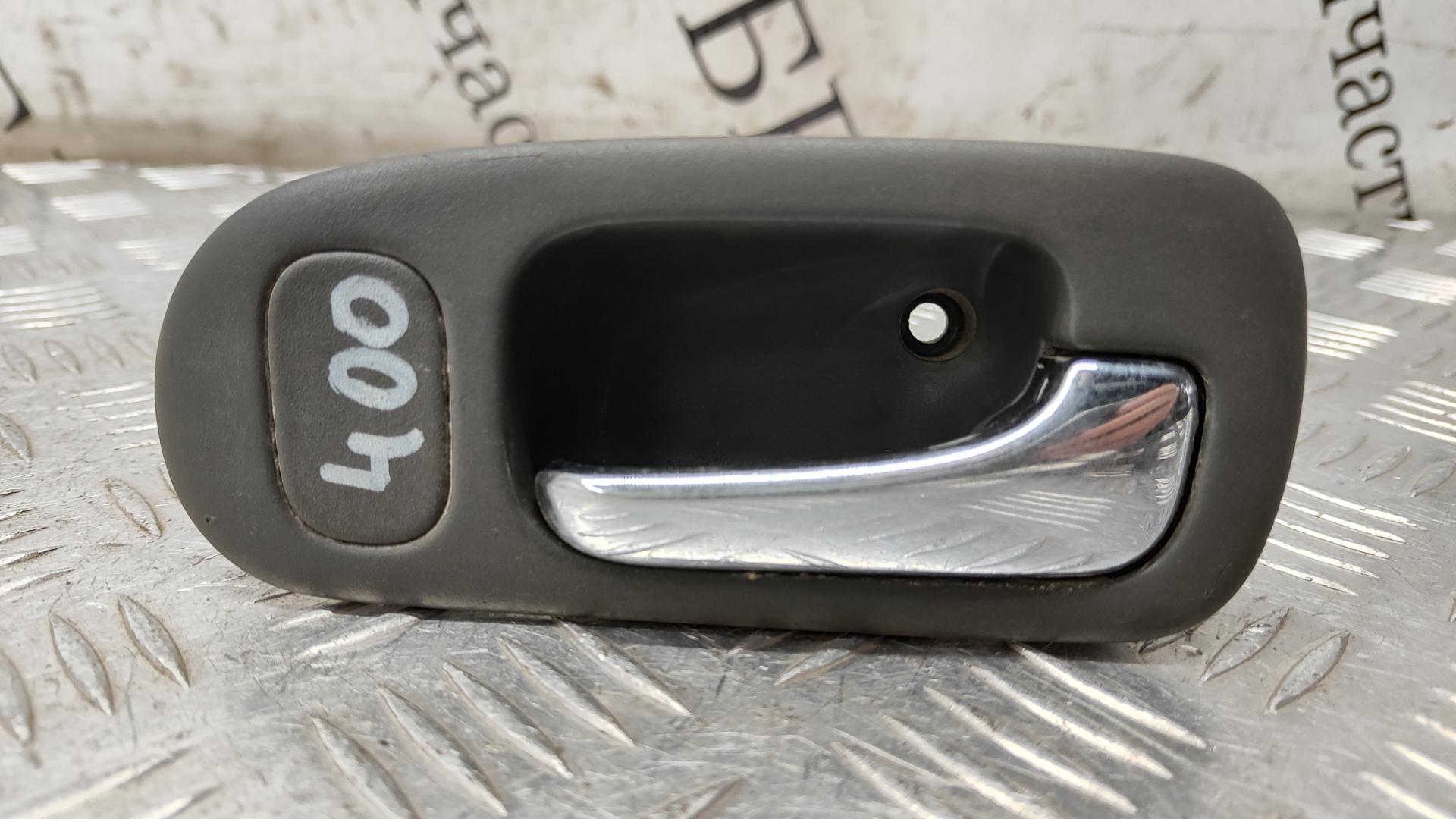 Ручка двери внутренняя задняя правая Rover 400 HH-R купить в Беларуси
