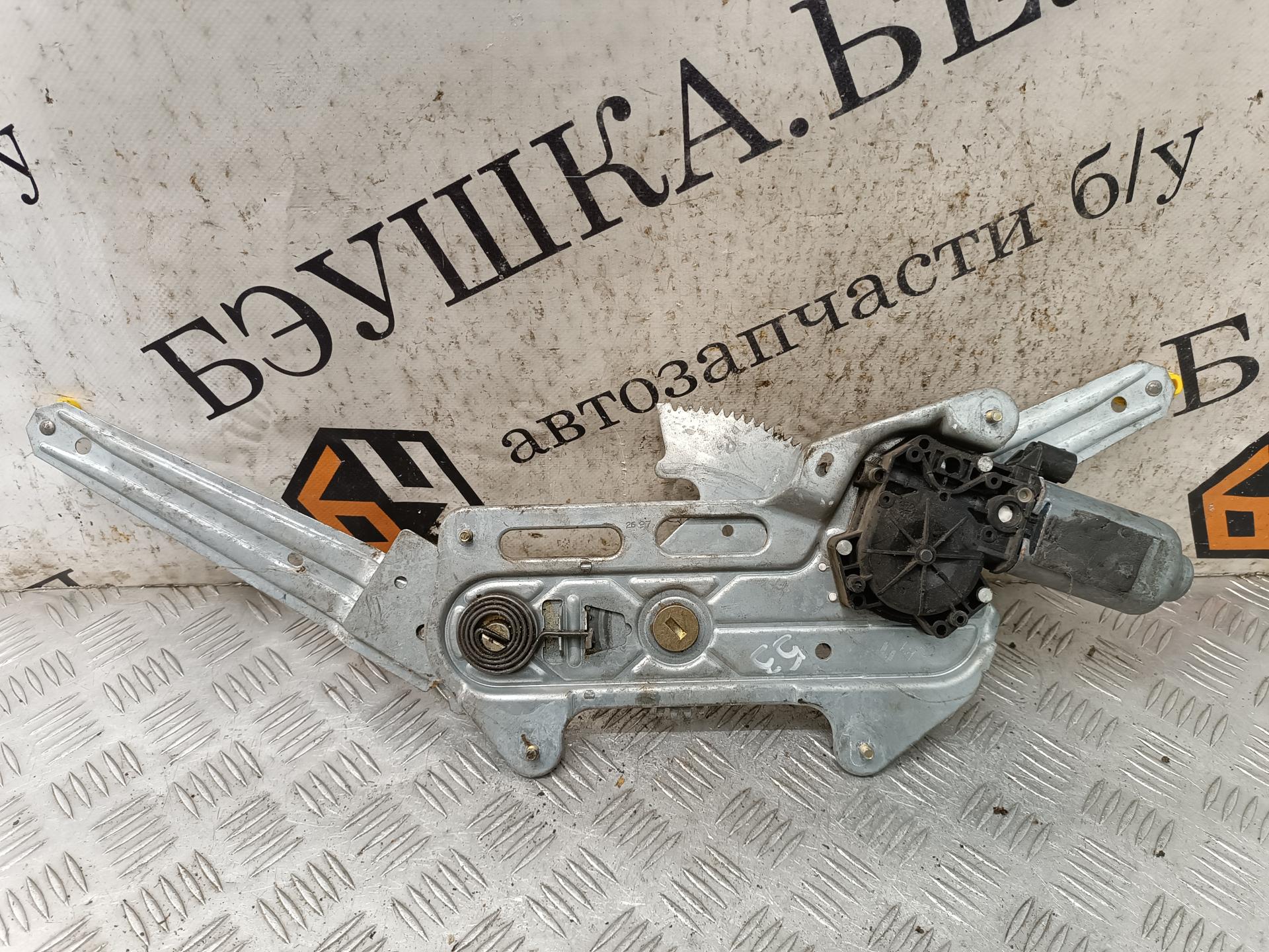 Стеклоподъемник механический двери передней правой Renault Safrane купить в России