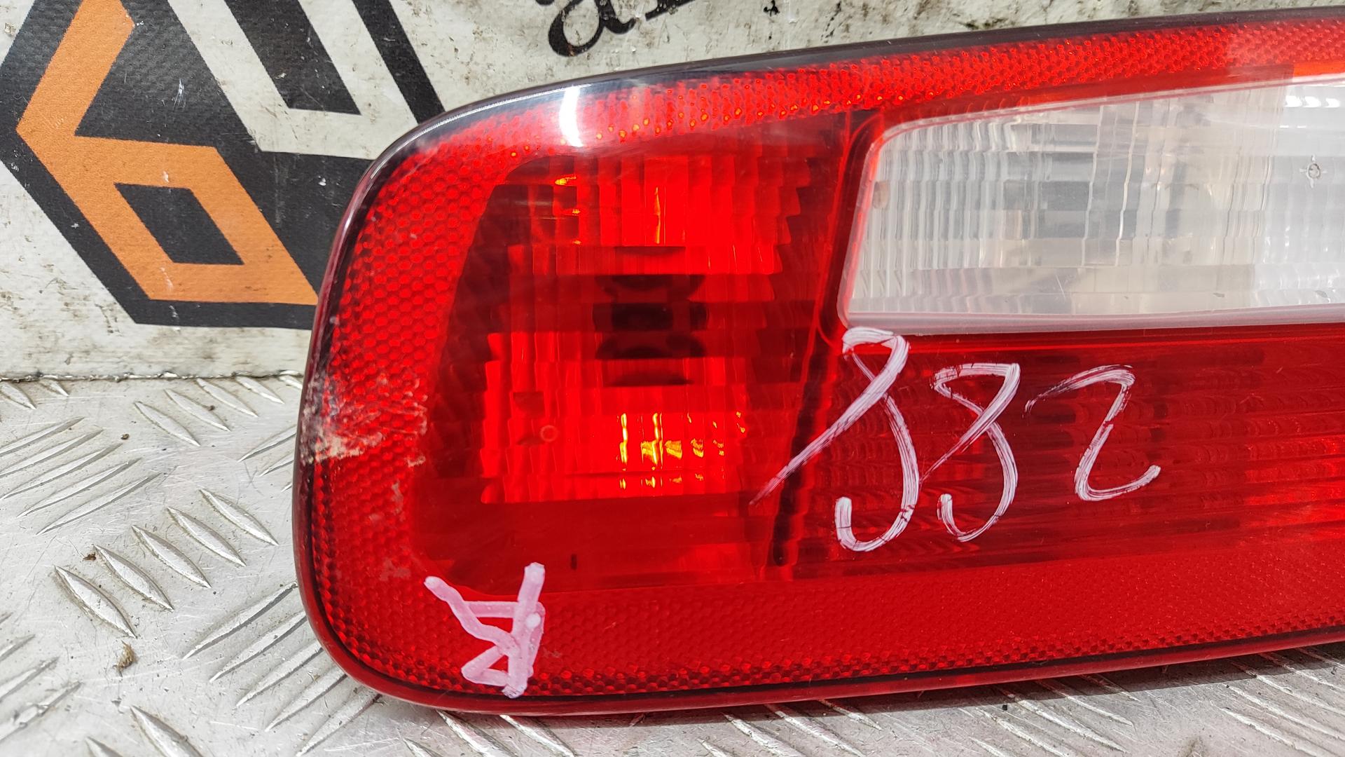 Фонарь крышки багажника правый Renault Laguna 2 купить в Беларуси