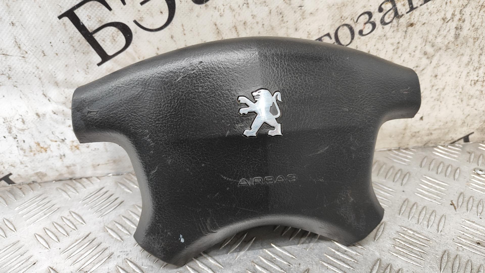 Подушка безопасности в рулевое колесо Peugeot 607 купить в России