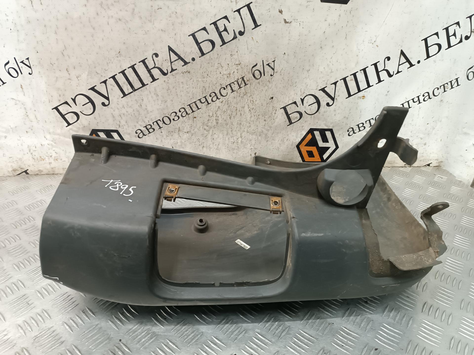 Накладка (клык) бампера левый Opel Vivaro A купить в России
