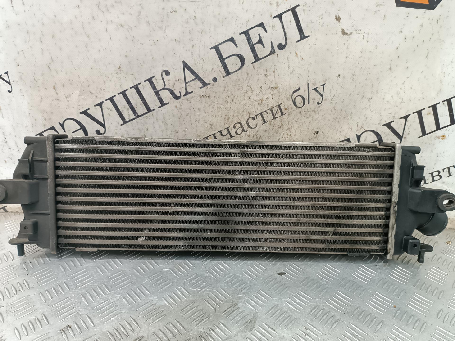 Интеркулер (радиатор интеркулера) Opel Vivaro A купить в России