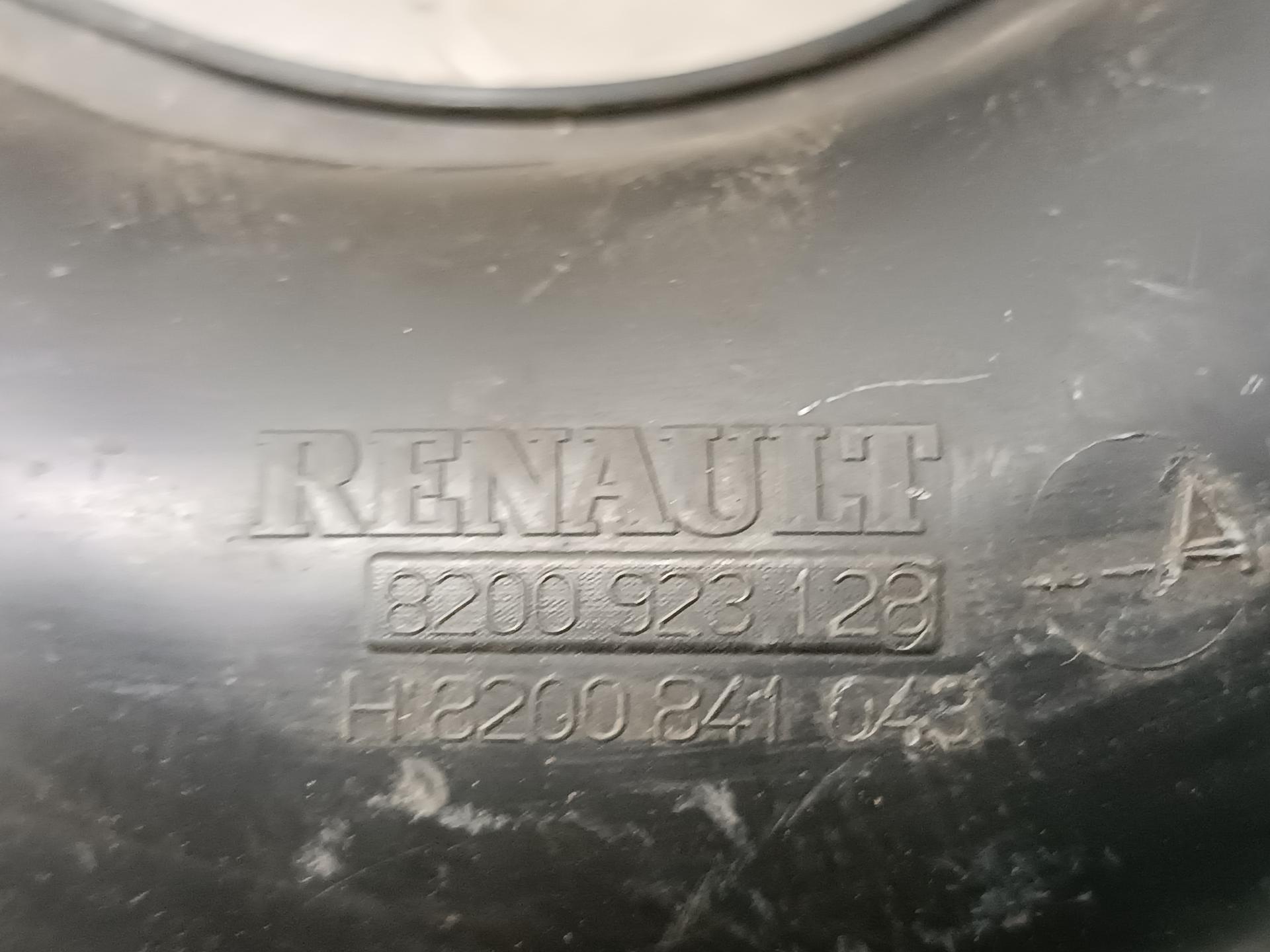 Воздухозаборник (наружный) Renault Scenic 3 купить в Беларуси