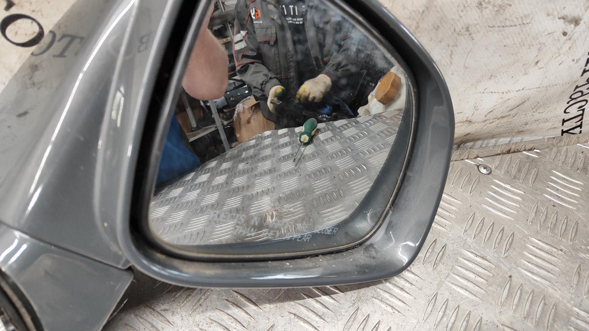 Зеркало боковое правое Chevrolet Captiva 1 купить в Беларуси